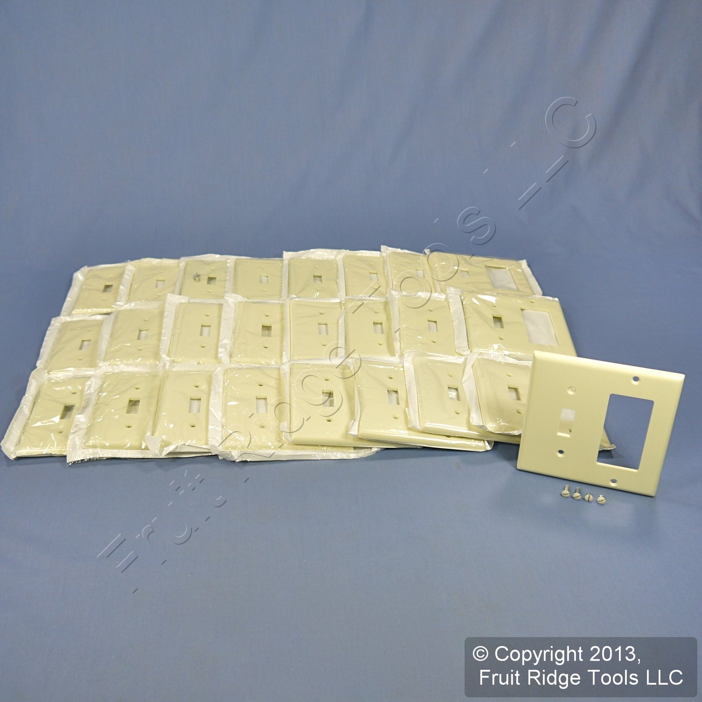 Leviton 80405-A Almond 2-Gang Toggle Decora Plastic Standard Wallplates 25pcs