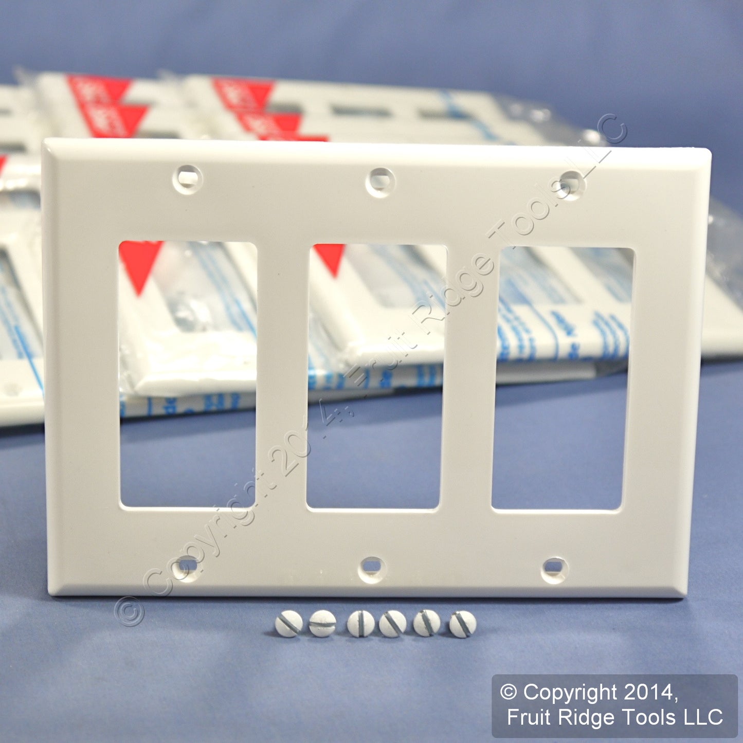 Leviton 80411-NW White Decora 3G Flush Unbreakable Wallplate GFCI Covers 50-Pack