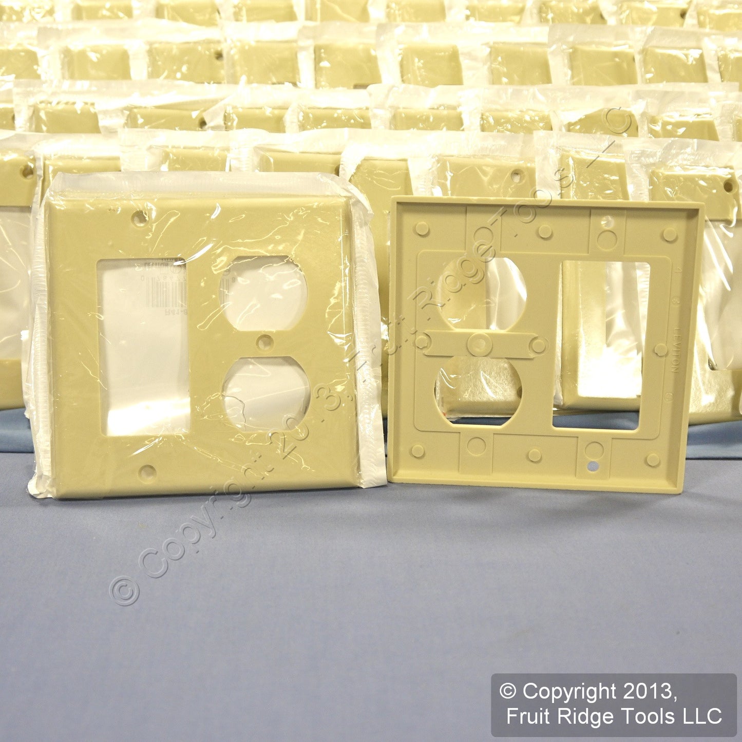 Leviton 80455-I Ivory 2-Gang Duplex Decora Plastic Standard Wallplates 100pcs