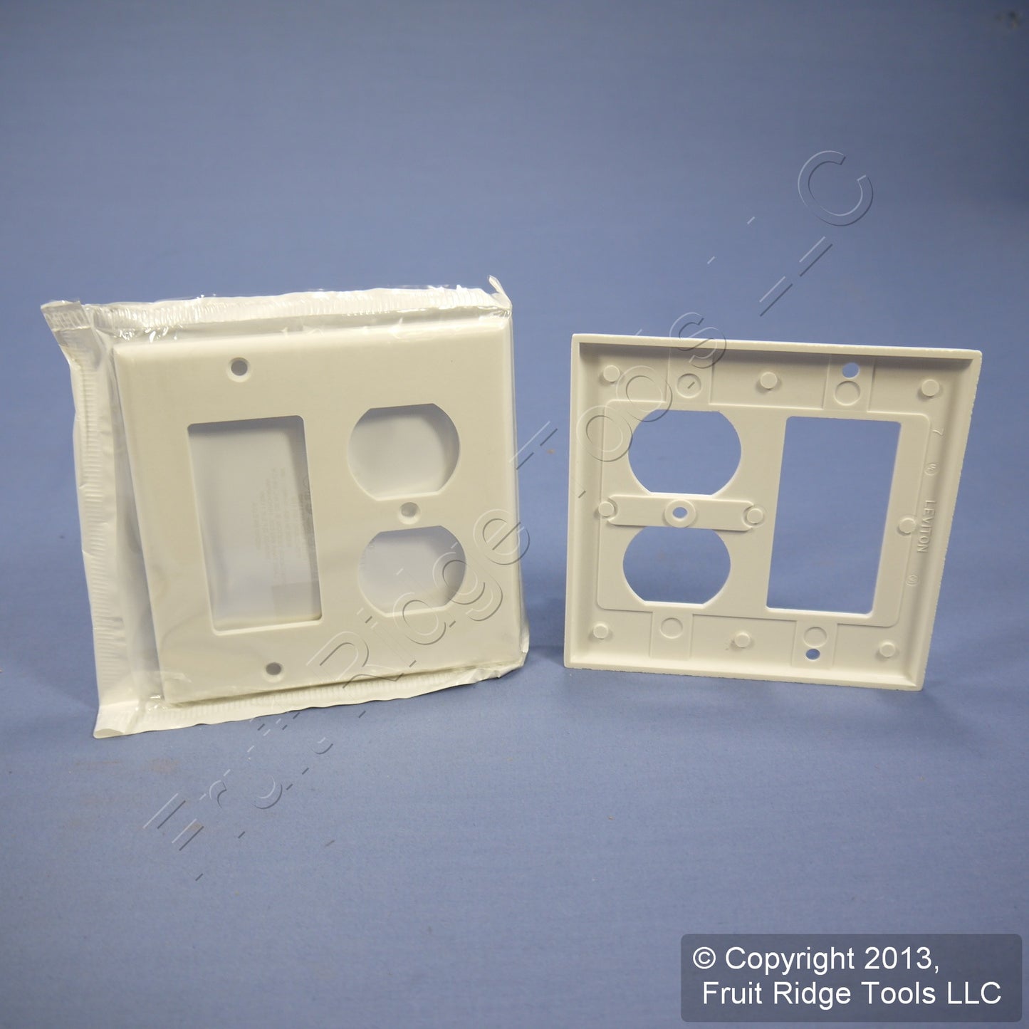 Leviton 80455-W White 2-Gang Duplex Decora Plastic Standard Wallplate Cover 25pc