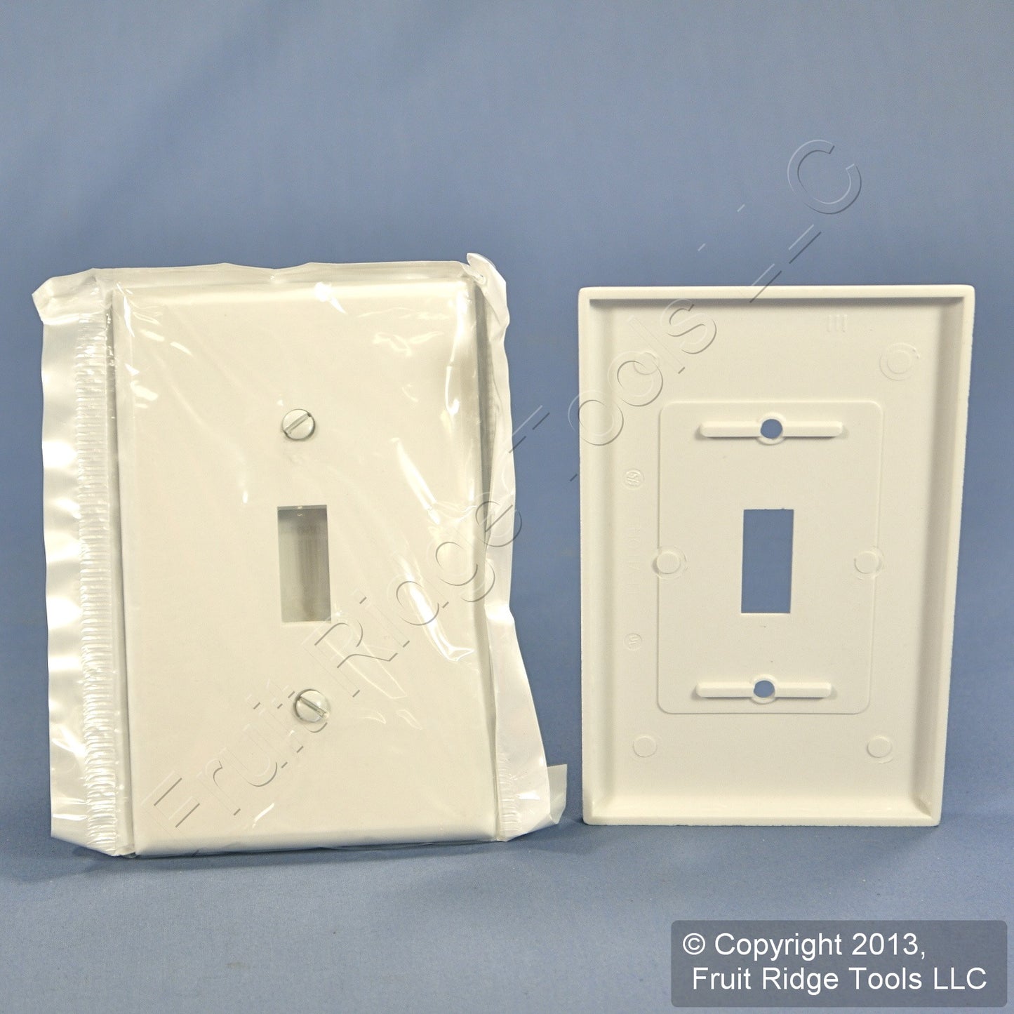 Leviton 80501-W White 1-Gang Toggle Switch Plastic Midway Wallplate Covers 20pcs