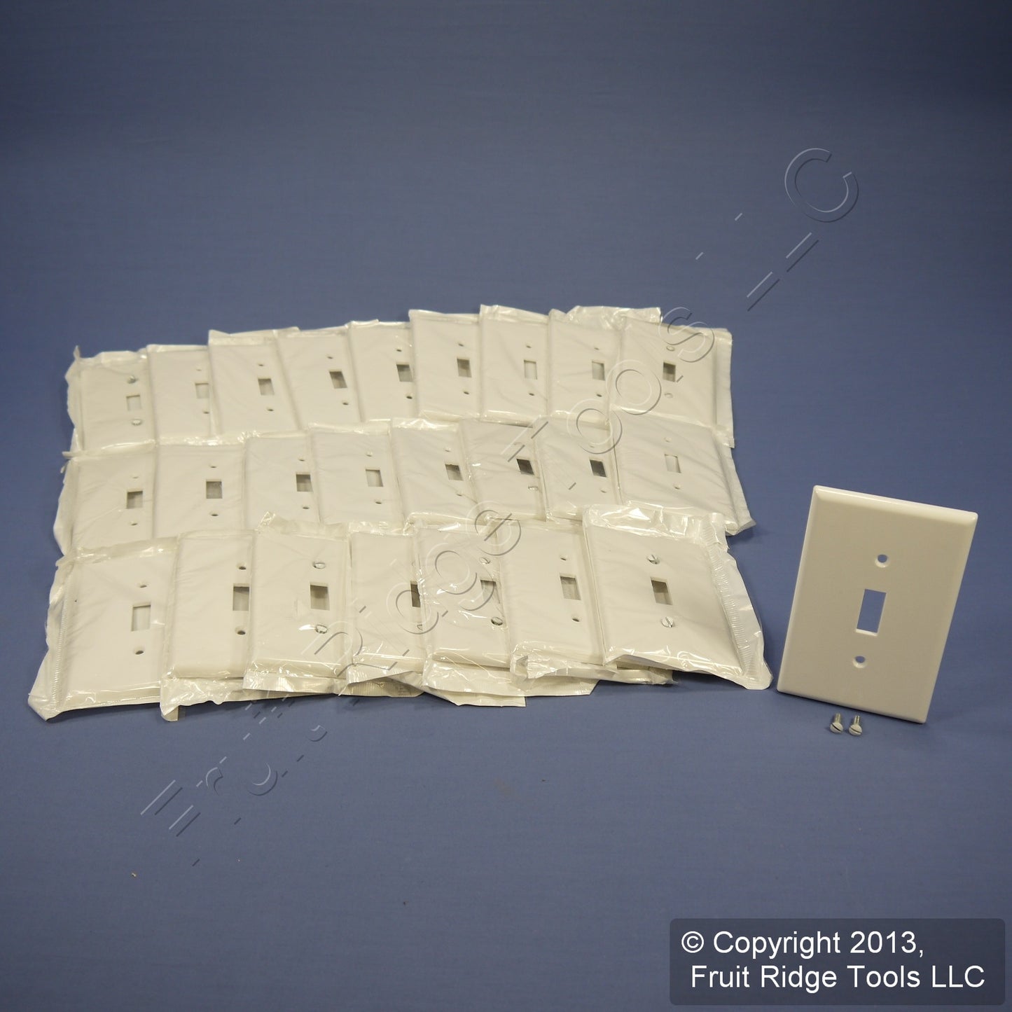 Leviton 80501-W White 1-Gang Toggle Switch Plastic Midway Wallplate Covers 25pcs