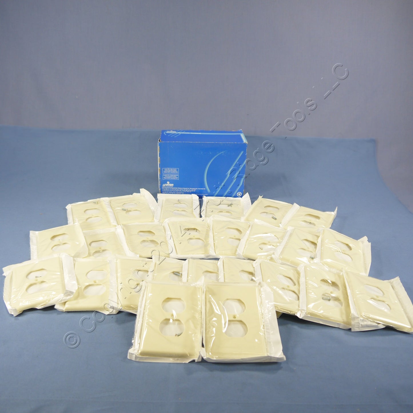 Leviton 80503-A Almond Duplex Outlet Receptacle Midway Wallplate Covers 25-pack