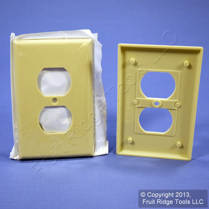 Leviton 80503-I Ivory 1-Gang Duplex Outlet Plastic Midway Wallplate Covers 25pcs