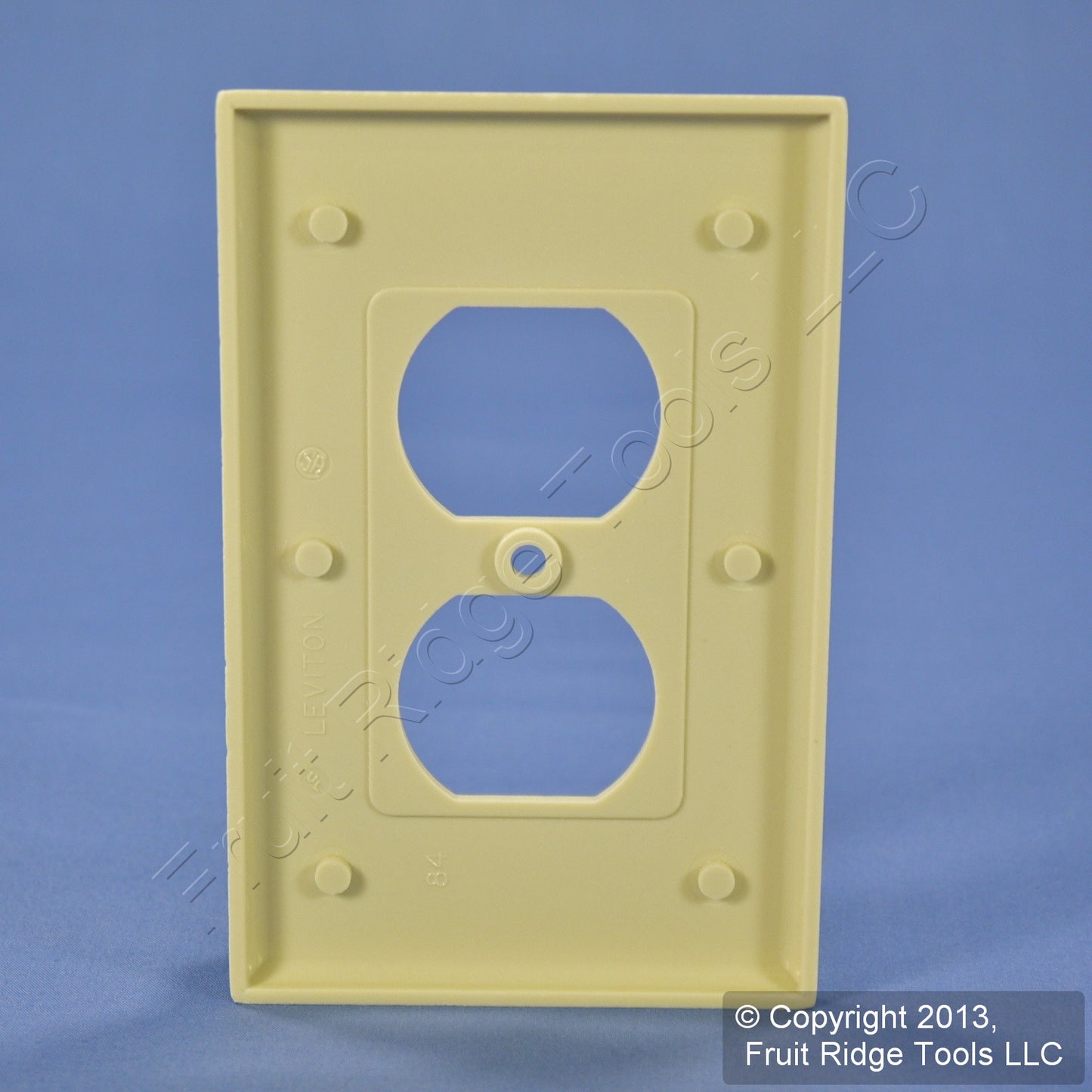 Leviton 80503-IMP Ivory 1-Gang Duplex Outlet Plastic Midway Wallplates 10pcs