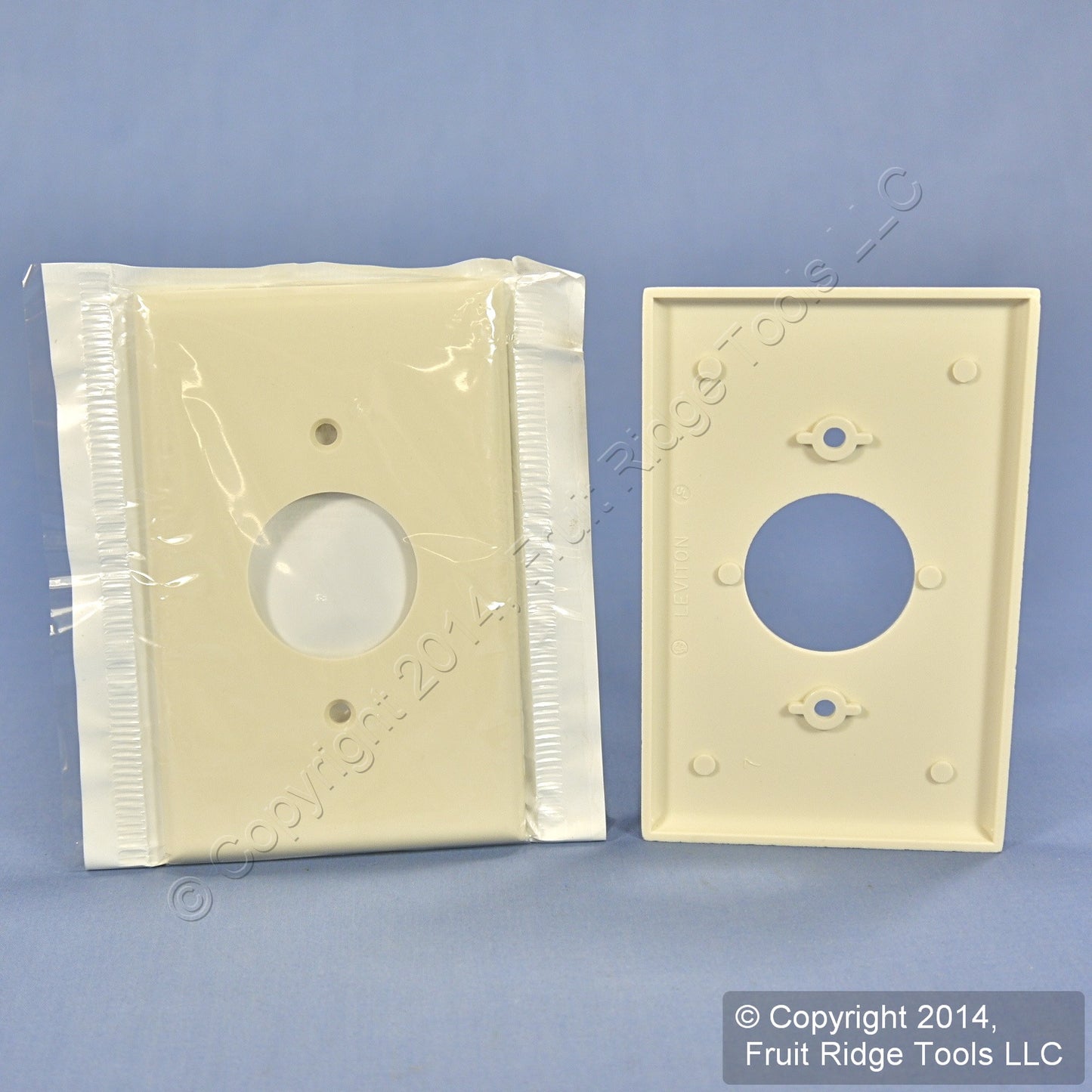 Leviton 80504-T Light Almond 1-Gang 1.406" Outlet Plastic Midway Wallplate 3pcs
