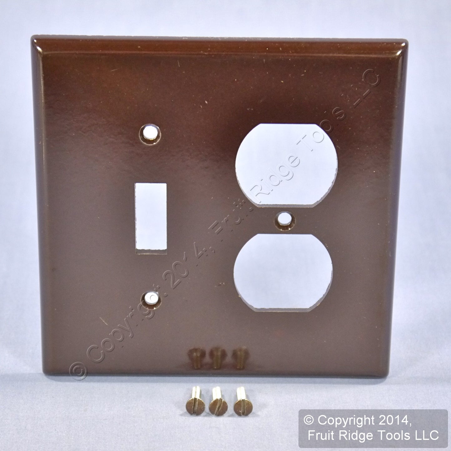 Leviton 80505 Brown 2-Gang Toggle Switch Duplex Outlet Plastic Midway Wallplate