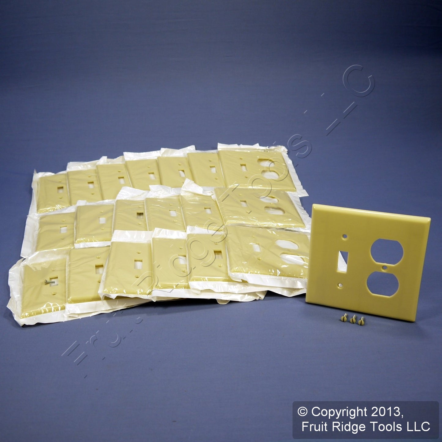 Leviton 80505-I Ivory 2-Gang Toggle Duplex Plastic Midway Wallplate Cover 20pcs