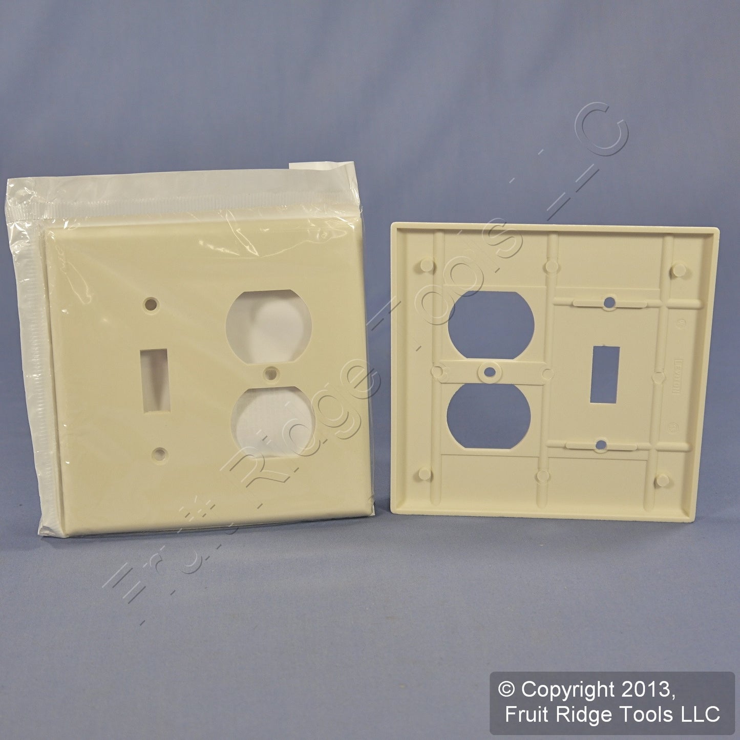 Leviton 80505-T Light Almond 2-Gang Toggle Duplex Plastic Midway Wallplate 25pcs