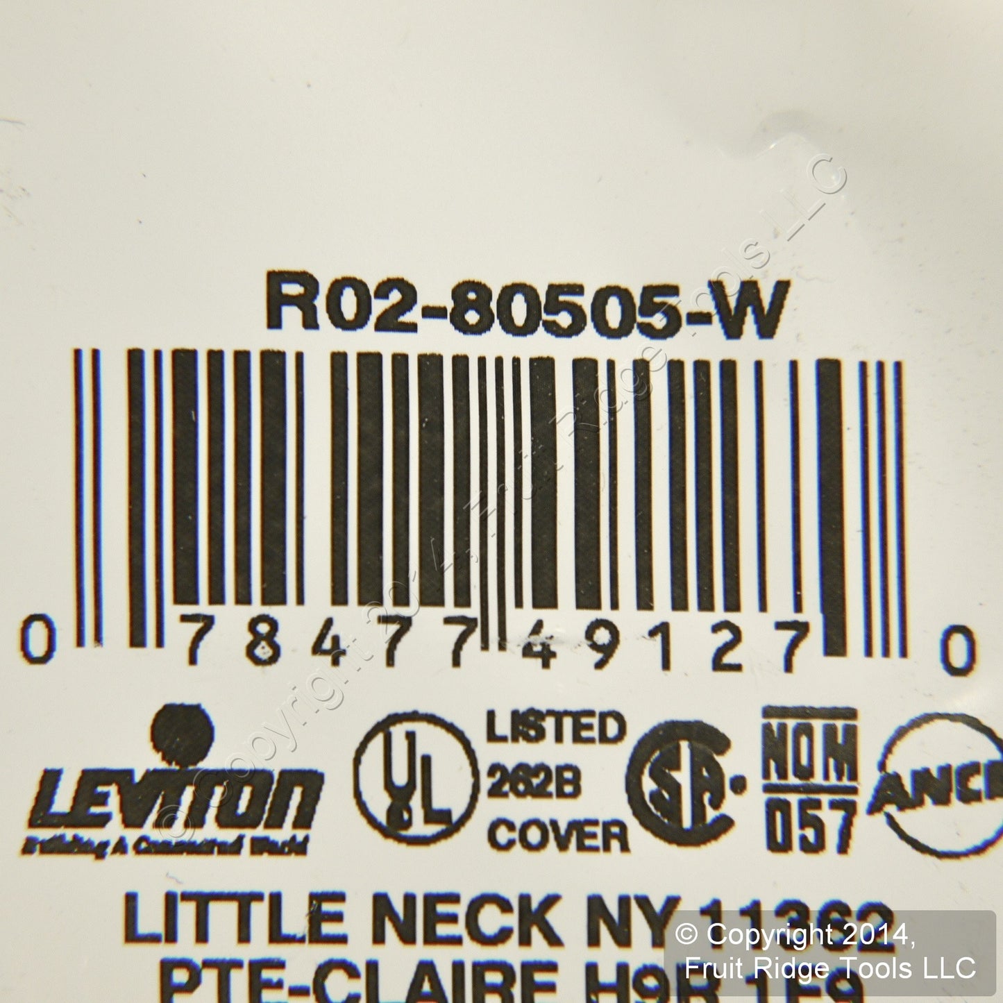 Leviton 80505-W white 2-Gang Midway Toggle Switch Duplex Outlet Wallplate Cover