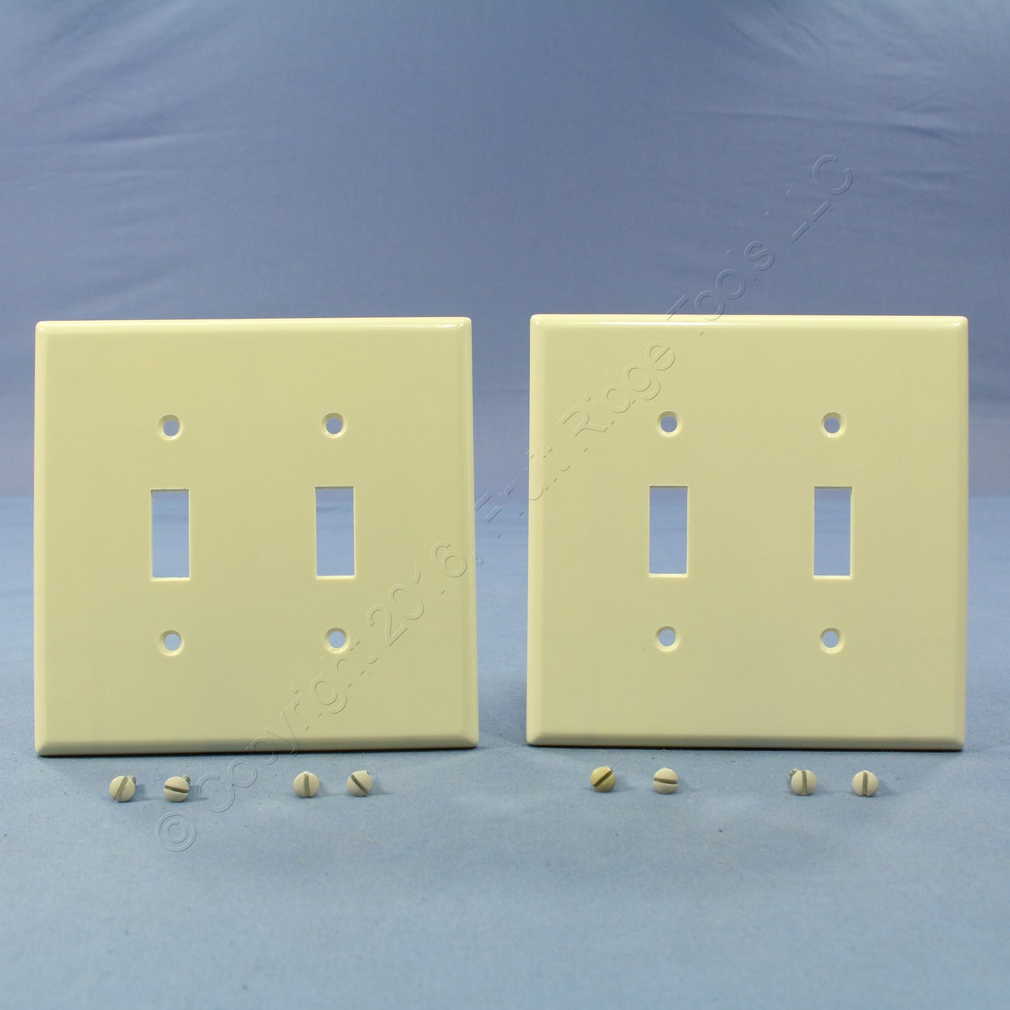 Leviton 80509-A Almond 2-Gang Toggle Switch Plastic Midway Wallplate Covers 2pcs