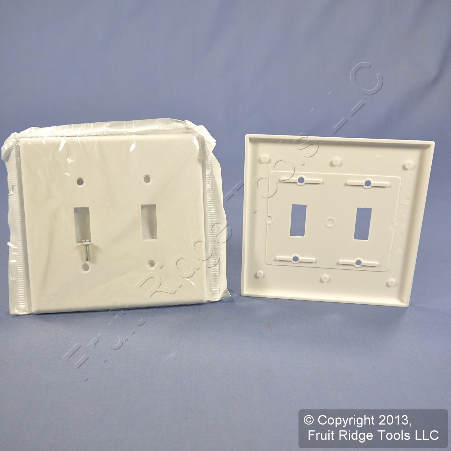 Leviton 80509-W White 2-Gang Toggle Switch Plastic Midway Wallplate Covers 25pcs