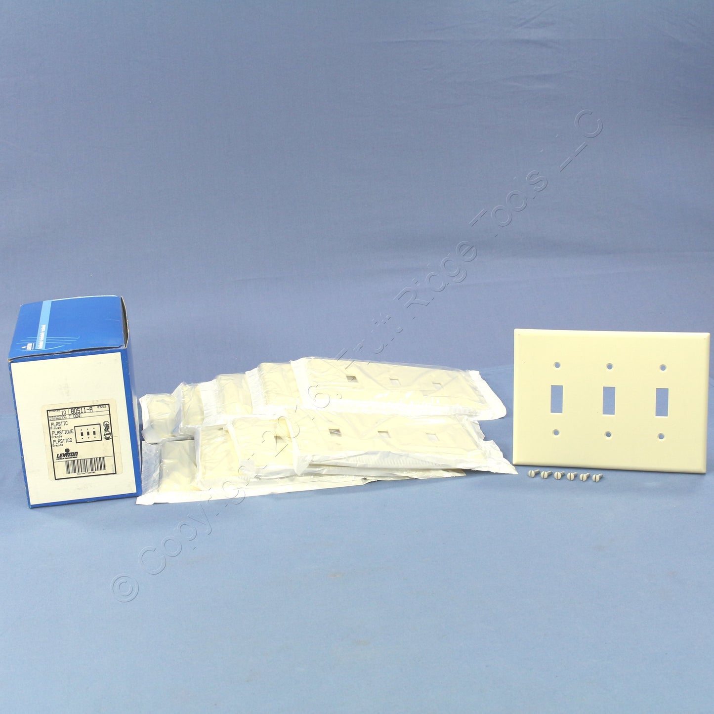 Leviton 80511-A Almond 3-Gang Toggle Switch Plastic Midway Wallplates 10-pack