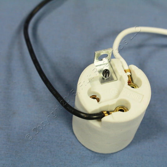Leviton Porcelain incandescent Lamp Holder 90� Bracket Light Socket 660W 8052-F