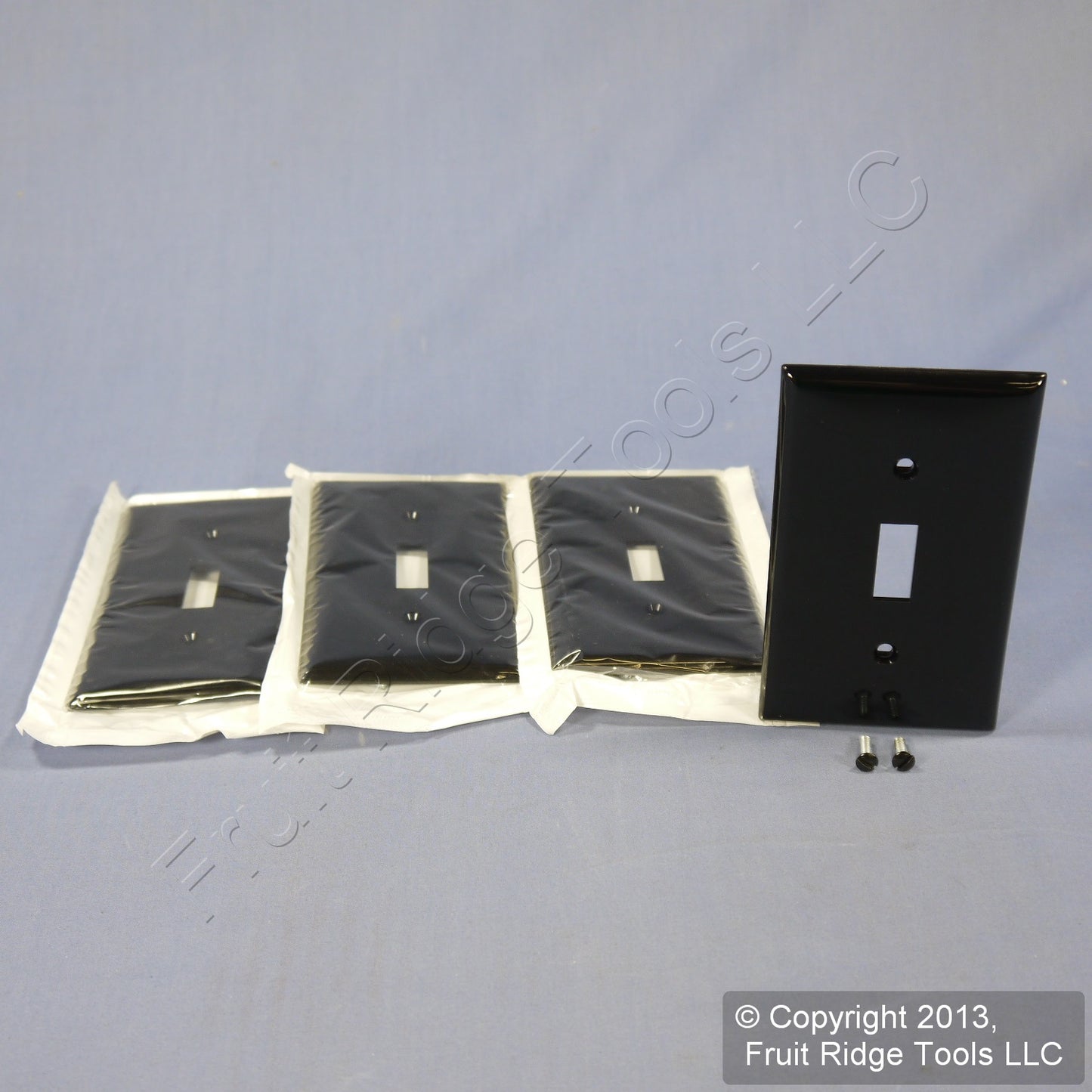 Leviton 80701-E Black 1-Gang Toggle Unbreakable Standard Wallplate Cover 4pcs