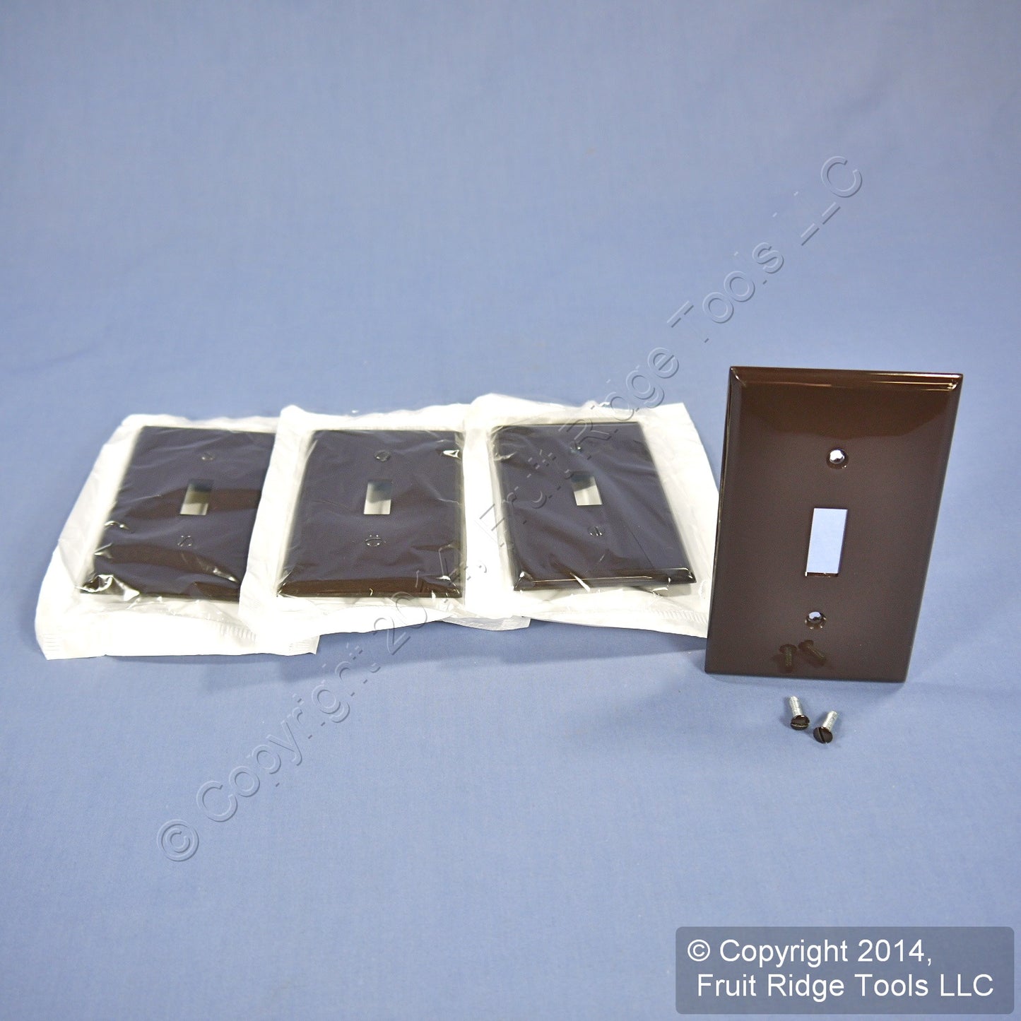 Leviton 80701 Brown 1-Gang Toggle Unbreakable Nylon Standard Wallplate Cover 4pc