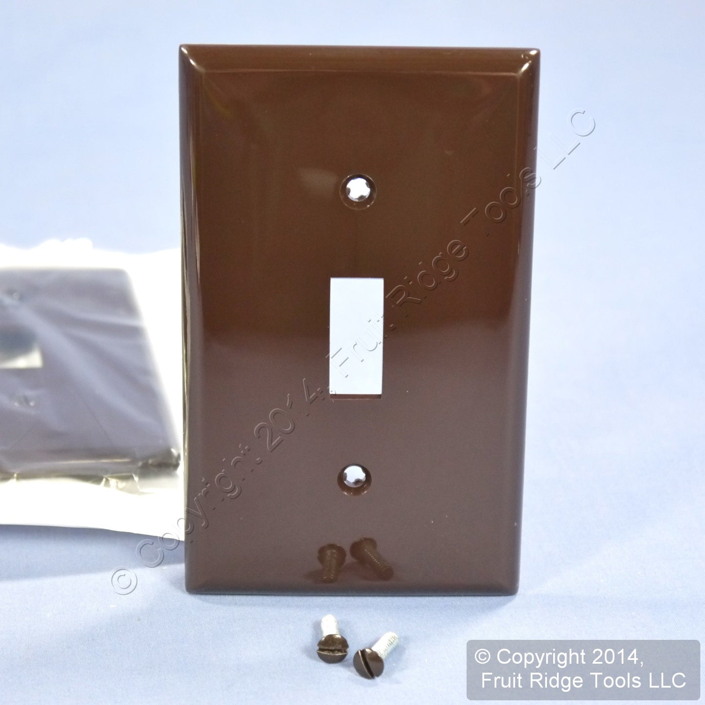 Leviton 80701 Brown 1-Gang Toggle Unbreakable Nylon Standard Wallplate Cover 4pc
