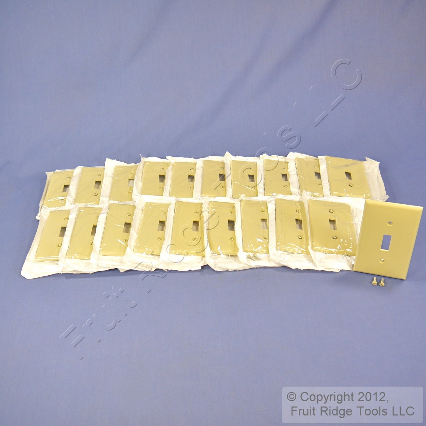 Leviton 80701-I Ivory 1-Gang Toggle Switch Unbreakable Nylon Wallplates 20pcs