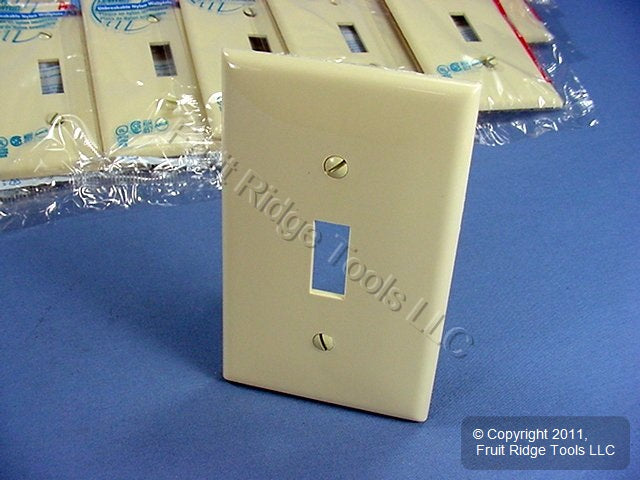 Leviton 80701-I Ivory 1-Gang Toggle Switch Unbreakable Nylon Wallplates 60pcs