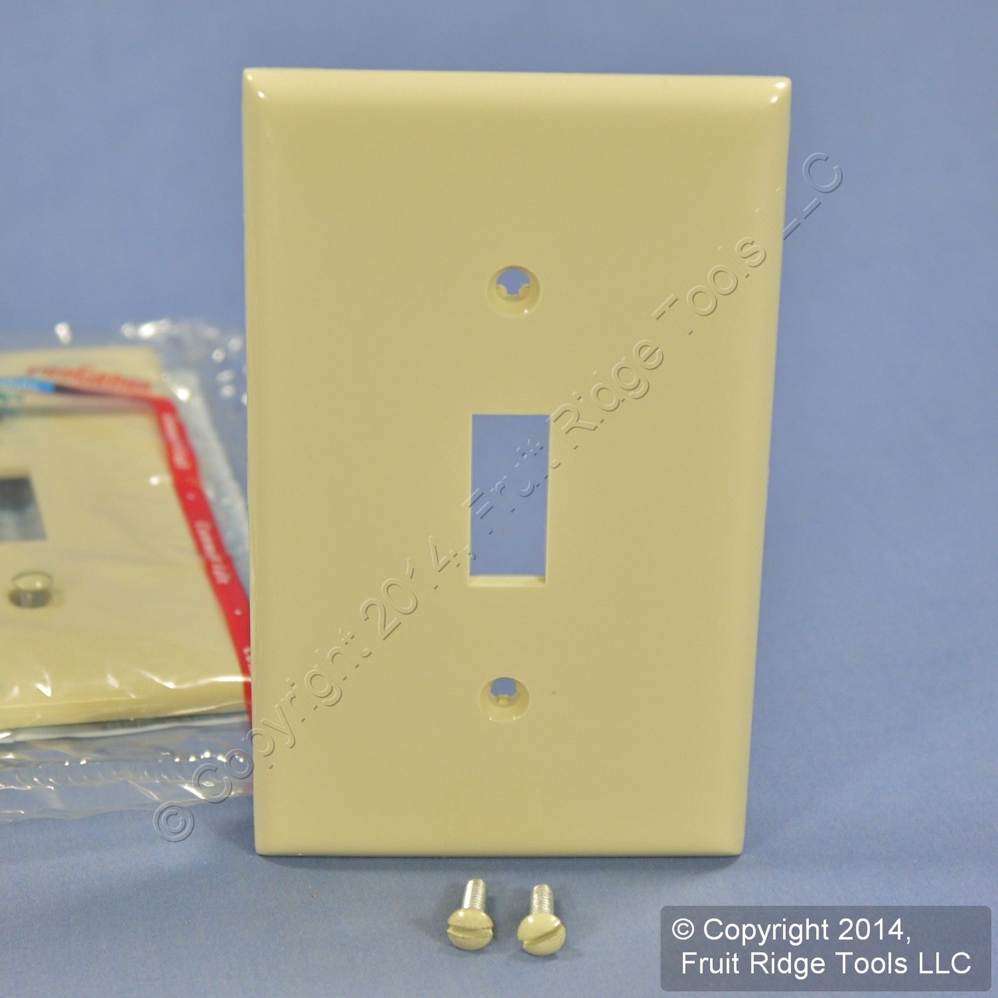 Leviton 80701-I Ivory 1-Gang Toggle Unbreakable Standard Wallplate Cover 4pcs
