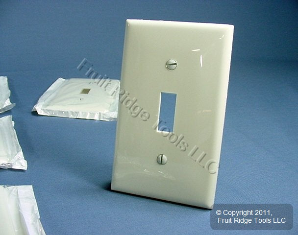 Leviton 80701-W White 1-Gang Toggle Switch Unbreakable Nylon Wallplates 20pcs