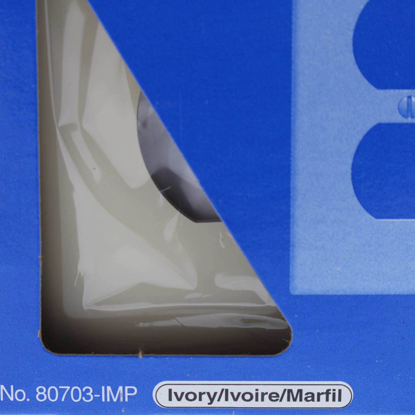 Leviton 80703-I Ivory 1-Gang Duplex Outlet Unbreakable Wallplate Covers 10pcs