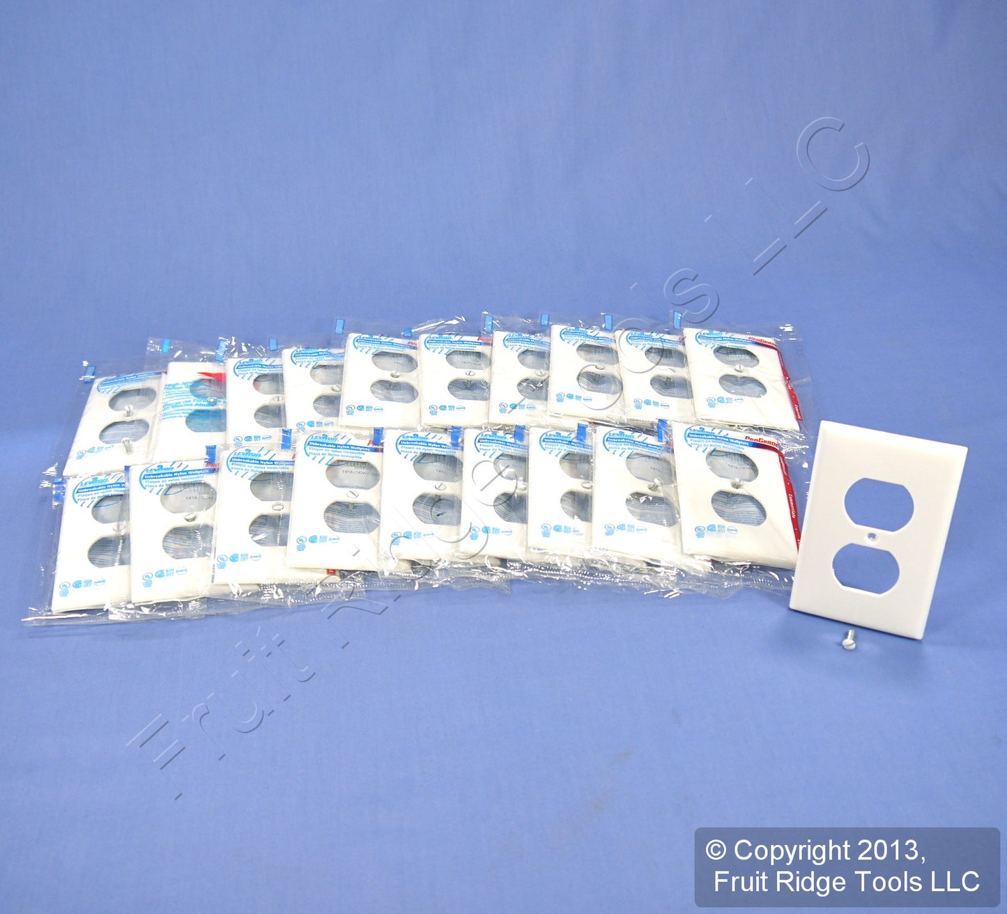 Leviton 80703-W White 1-Gang Duplex Outlet Unbreakable Nylon Wallplates 20pcs
