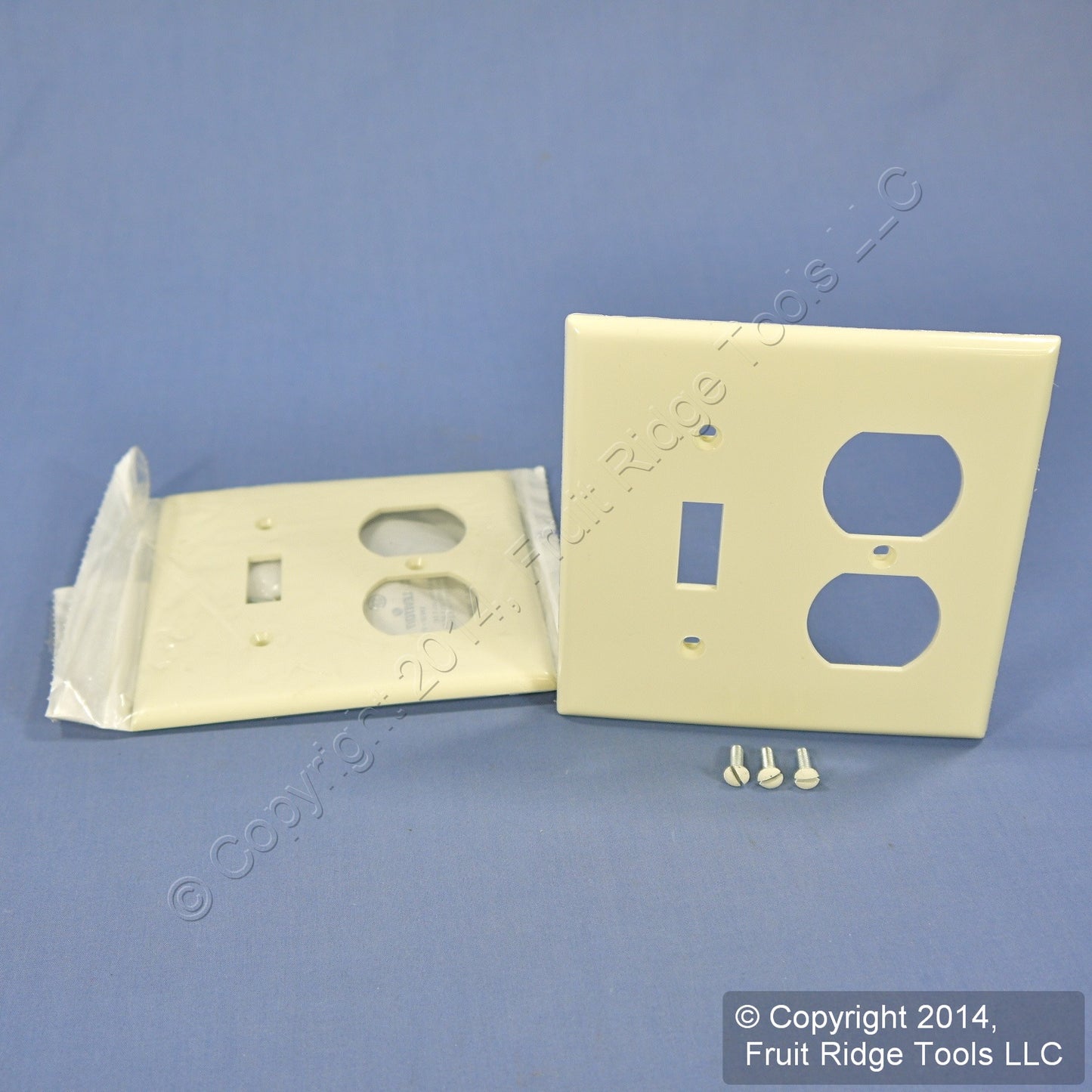 Leviton 80705-A Almond 2-Gang Toggle Duplex Outlet Unbreakable Wallplates 2pcs