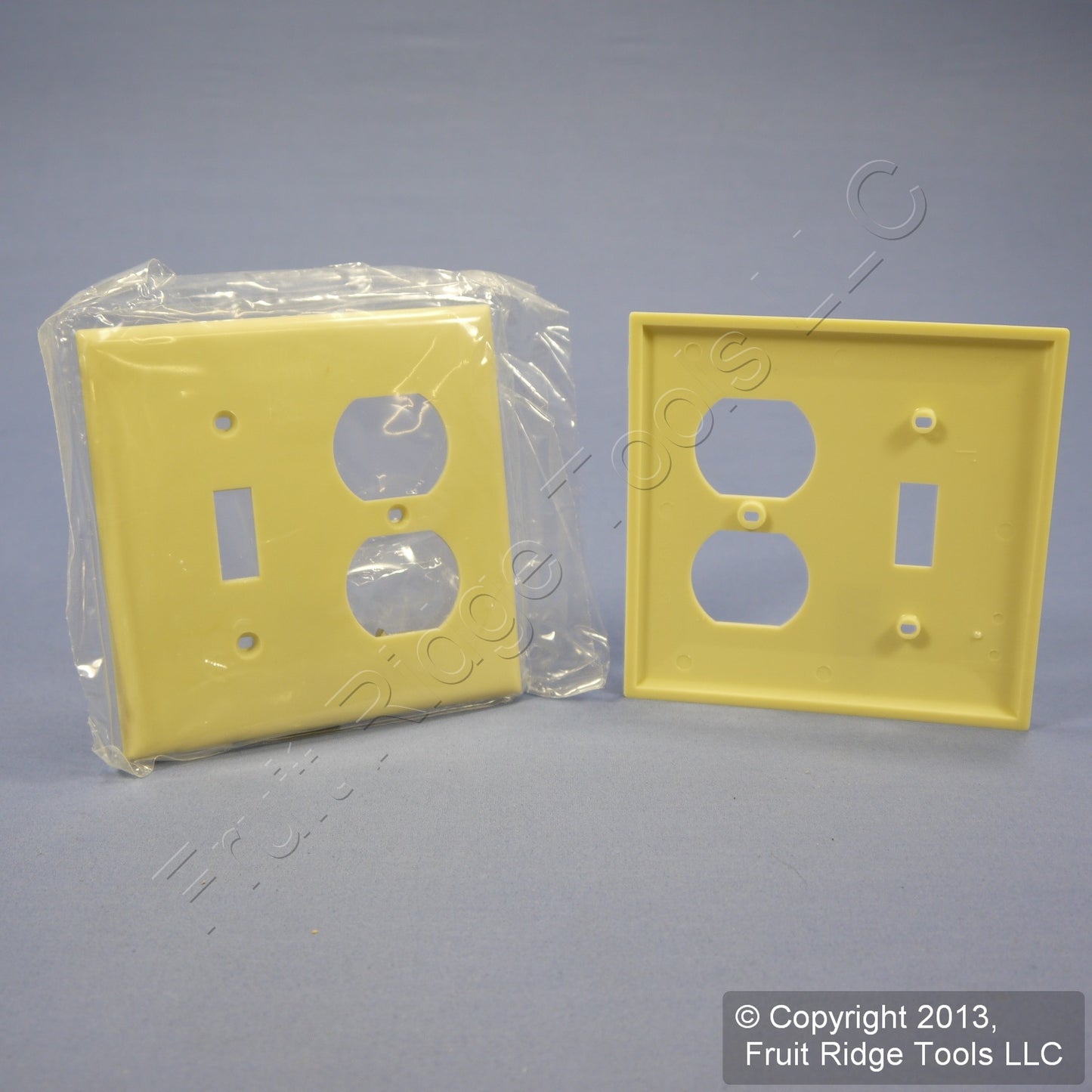 Leviton 80705-I Ivory 2-Gang Switch Outlet Unbreakable Nylon Wallplates 25-Pack