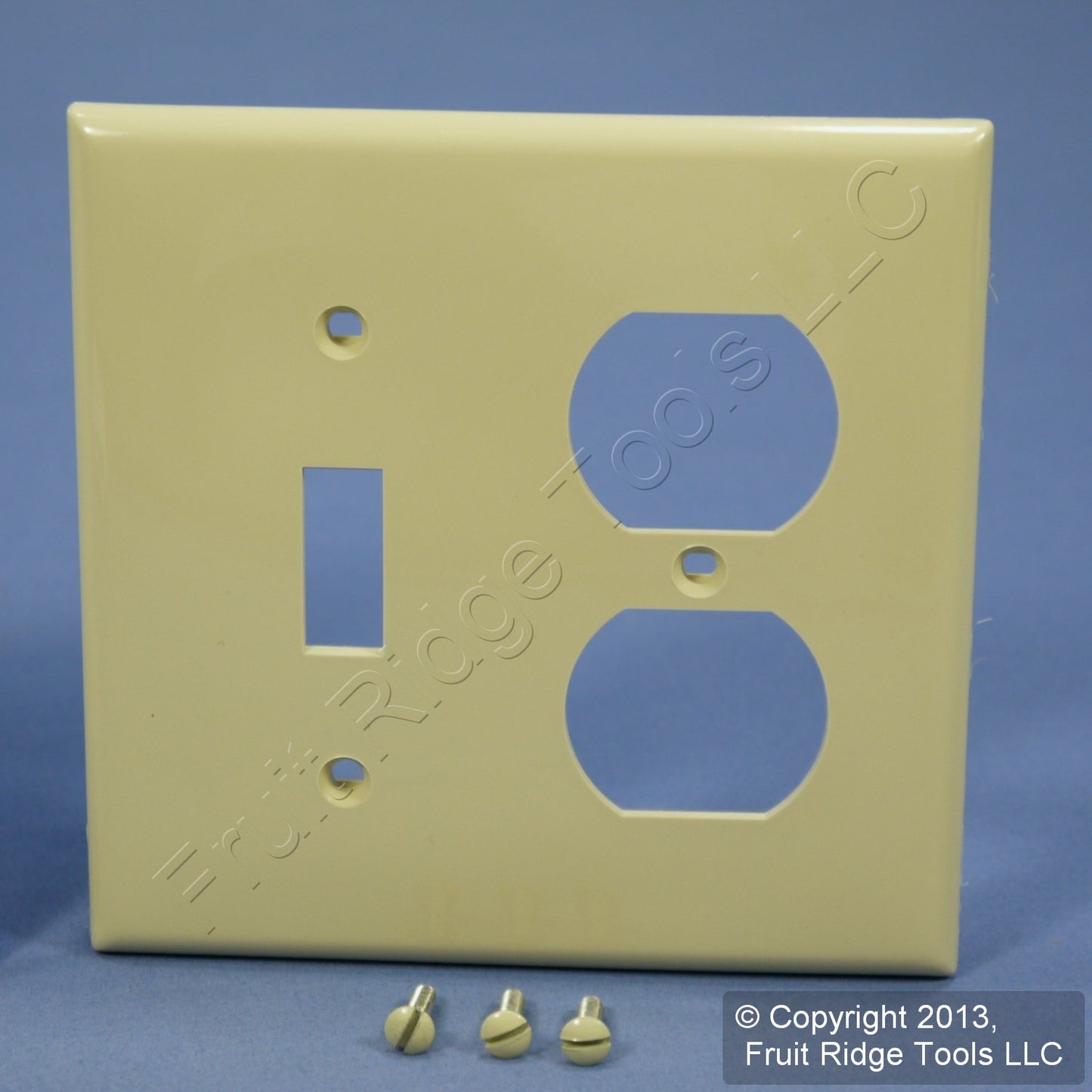 Leviton 80705-I Ivory 2-Gang Toggle Duplex Outlet Unbreakable Wallplates 2pcs
