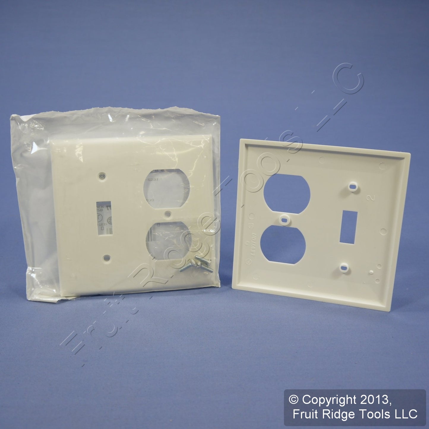 Leviton 80705-W White 2-Gang Unbreakable Toggle Duplex Outlet Wallplates 25-pack