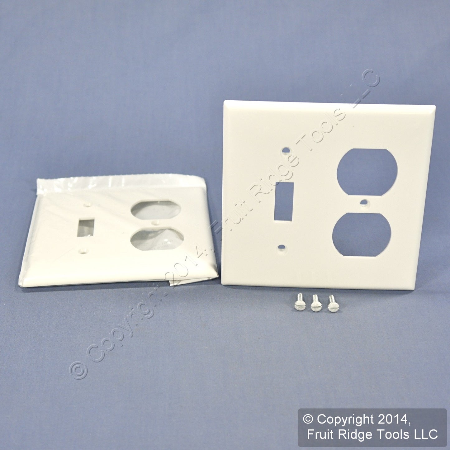 Leviton 80705-W White 2-Gang Toggle Duplex Outlet Unbreakable Wallplates 2pcs