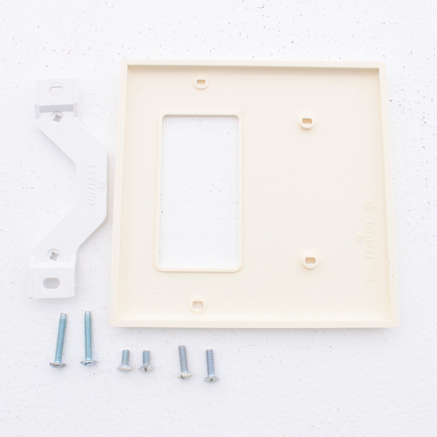 Leviton Almond Decora Gfci Gfi Outlet Cover Blank Strap Mount Wall Plate 80708-A