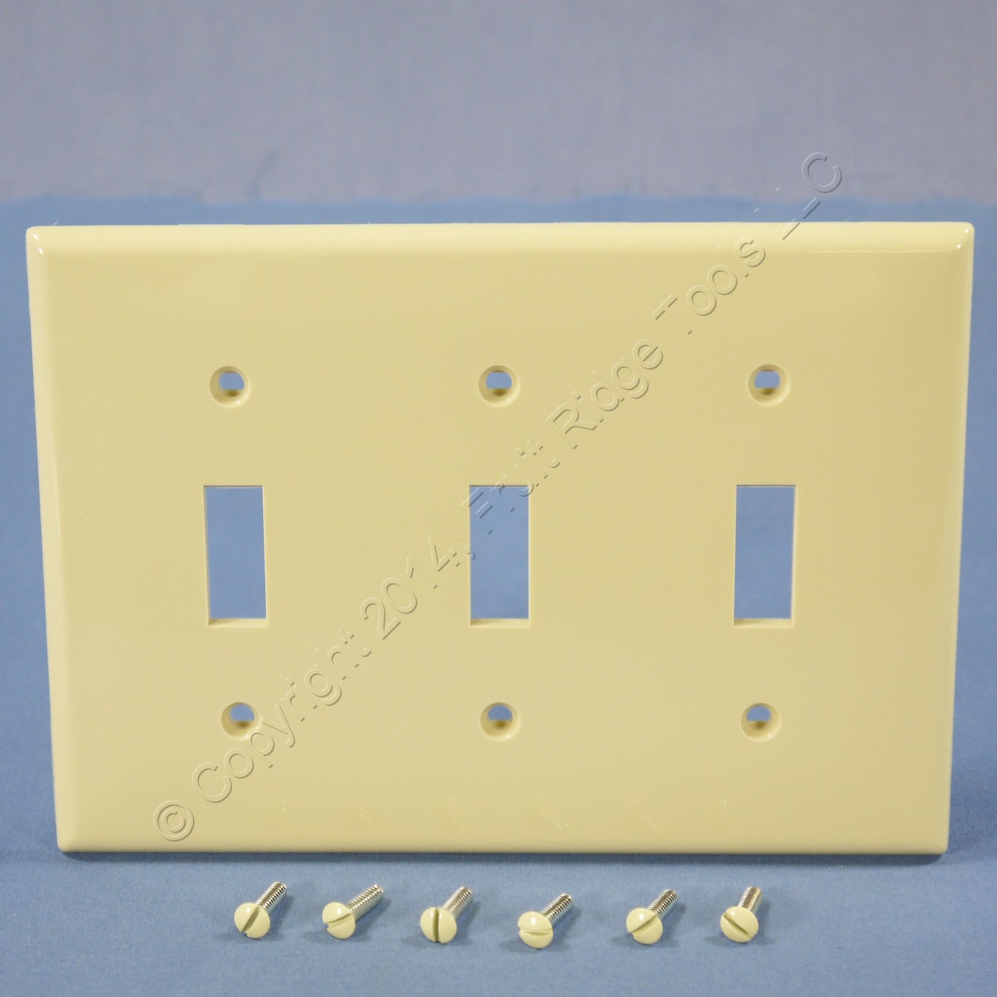 Leviton 80711-I Ivory 3-Gang Toggle Switch Unbreakable Nylon Wallplates 10pcs