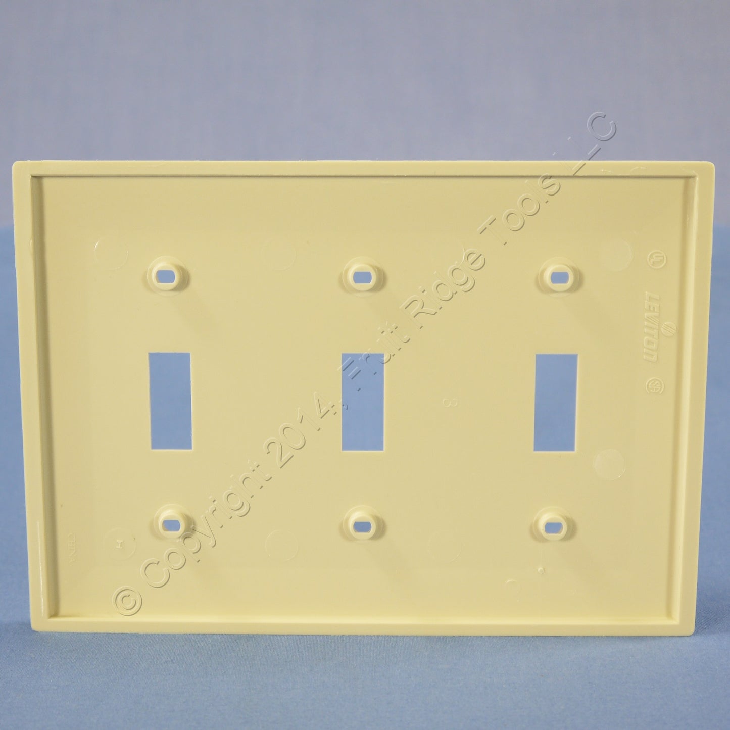 Leviton 80711-I Ivory 3-Gang Toggle Switch Unbreakable Nylon Wallplates 10pcs