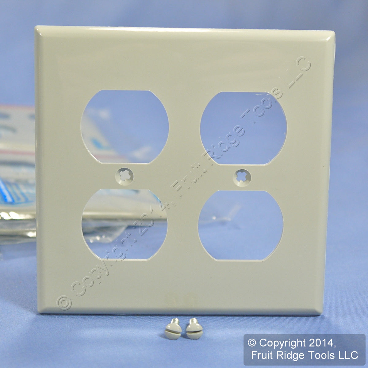 Leviton 80716-GY Gray 2-Gang Duplex Unbreakable Nylon Standard Wallplate Cover