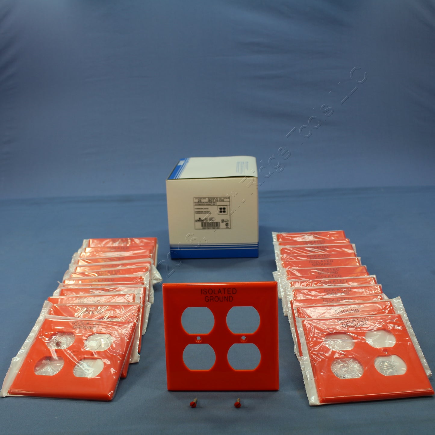 Leviton 80716-IG Orange 2-Gang Duplex Unbreakable Nylon Wallplate Cover 25pcs
