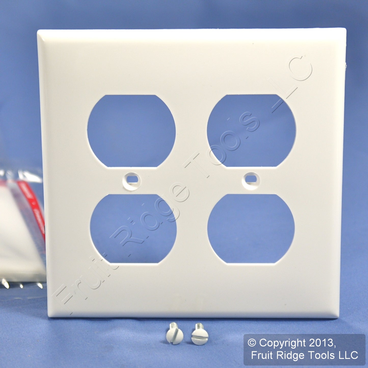 Leviton 80716-W White 2-Gang Duplex Outlet Unbreakable Nylon Wallplates 15pcs