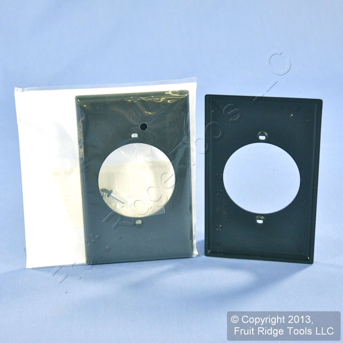 Leviton 80728-E Black 1-Gang Unbreakable Power Outlet 2.15" Midway Covers 25pcs