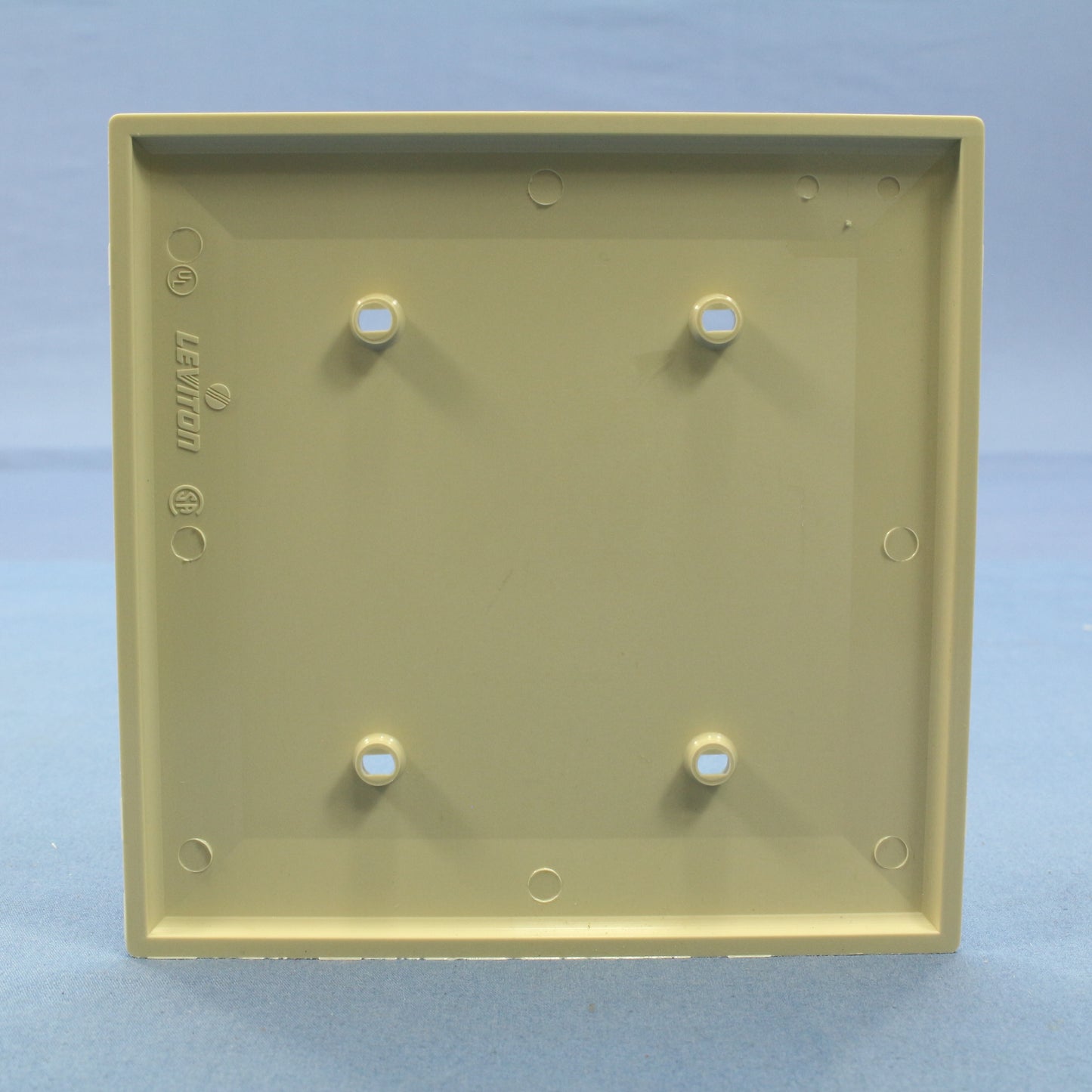 Leviton 80734-I Ivory 2-Gang Blank Unbreakable Wallplate Cover Strap Mount 25pcs