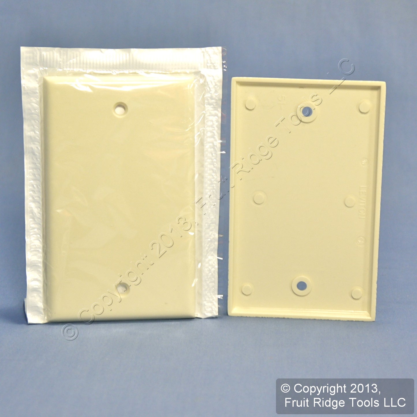 Leviton 82014 Almond 1-Gang Blank Standard Wallplate Covers 100pcs Box Mount