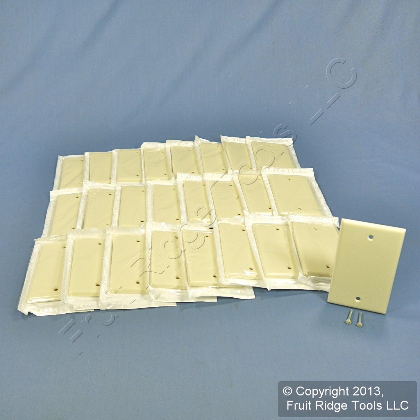 Leviton 82014 Almond 1-Gang Blank Plastic Standard Wallplate Box Mount 25pcs