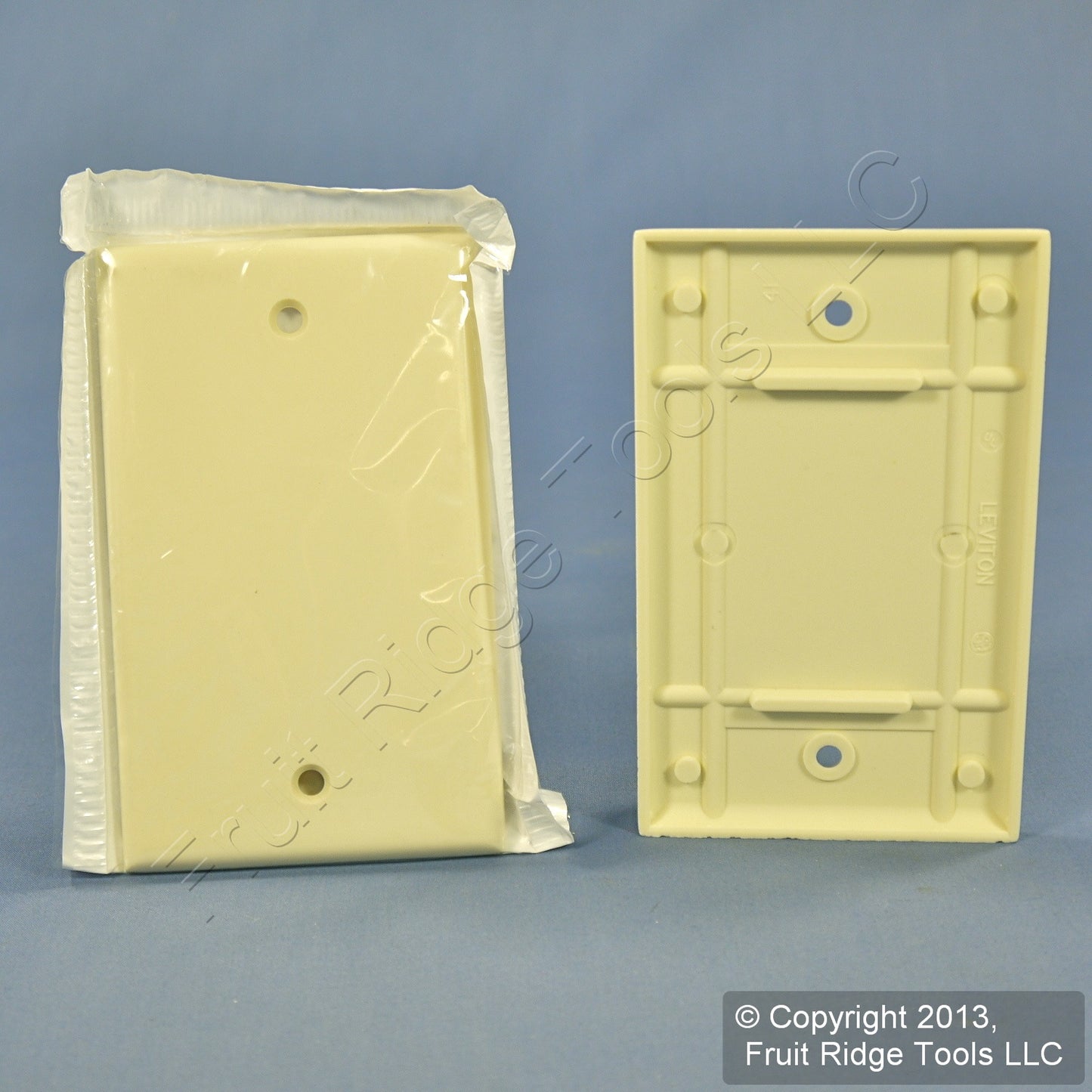 Leviton 82014 Almond 1-Gang Blank Plastic Standard Wallplate Box Mount 25pcs