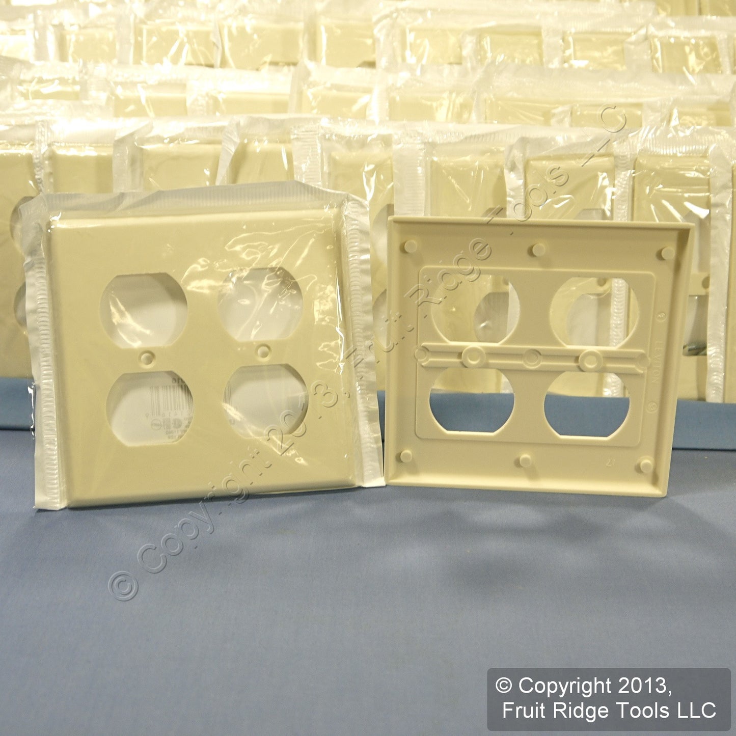 Leviton 82016 Almond 2-Gang Outlet Duplex Receptacle Thermoset Wallplates 200pcs