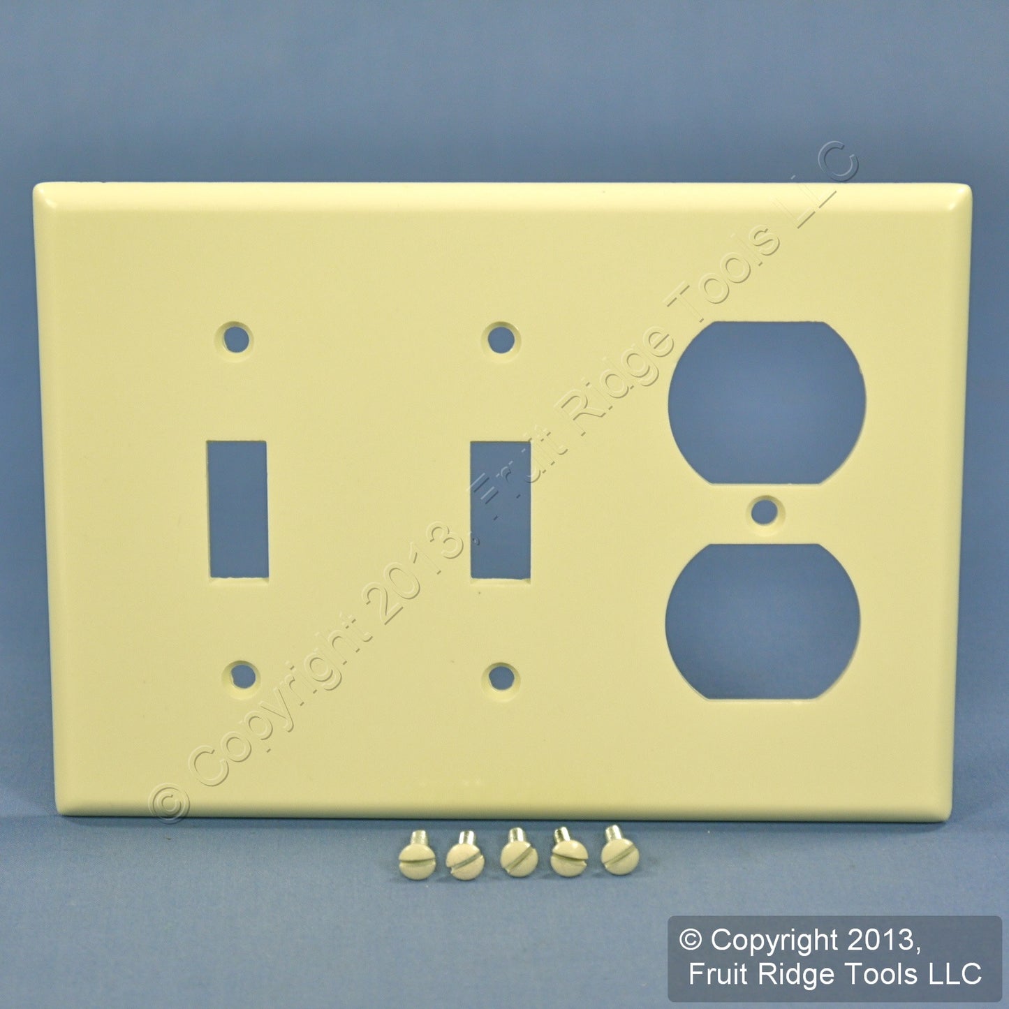 Leviton 82021 Almond 3-Gang Toggle Duplex Outlet Plastic Standard Size Wallplate