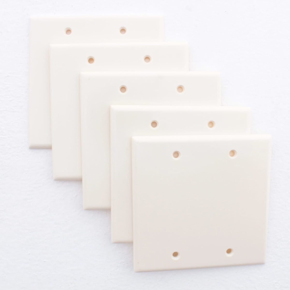Leviton 82025 Almond 2-Gang Blank Cover Thermoset Wallplates Box Mount 5-Pack