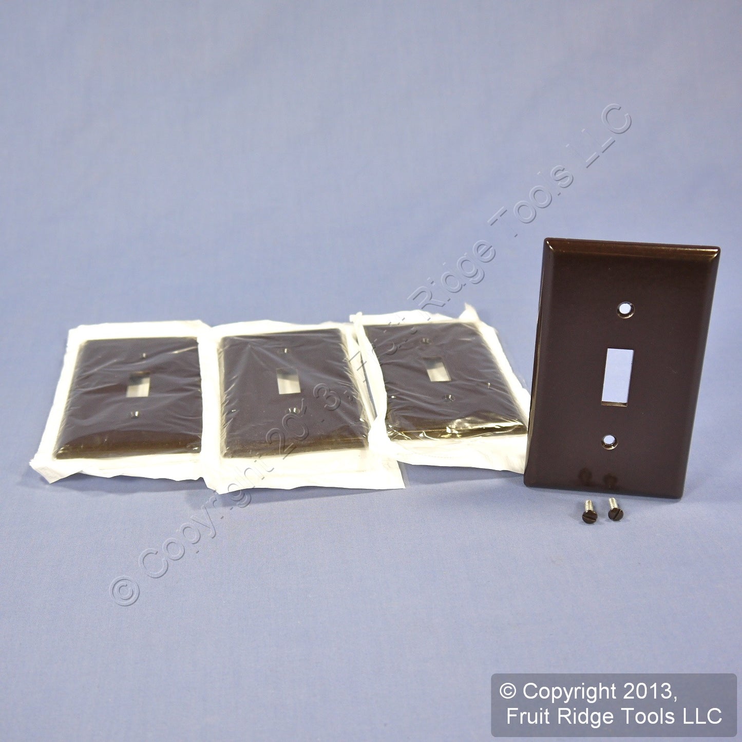 Leviton 85001 Brown 1-Gang Toggle Switch Plastic Standard Wallplate Covers 4pcs
