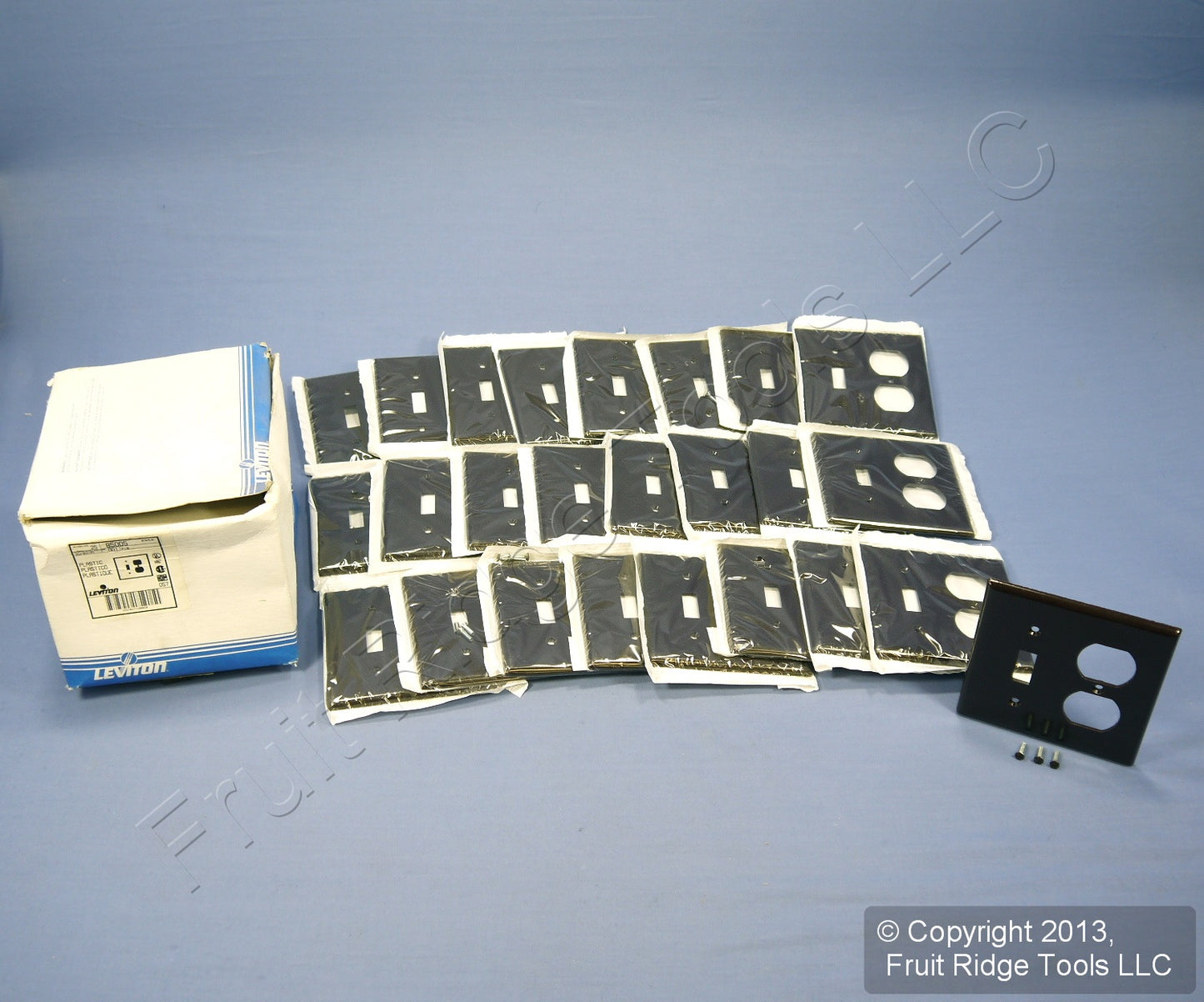 Leviton 85005 Brown 2-Gang Toggle Duplex Plastic Standard Wallplate Cover 25pcs