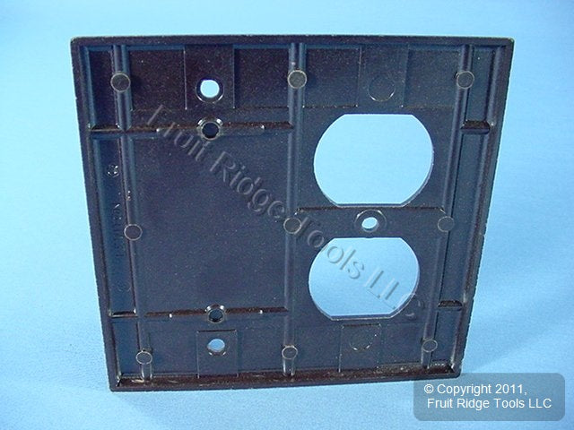 Leviton Brown 2G Duplex Outlet Receptacle Cover Box Mount Blank Wallplate 85008