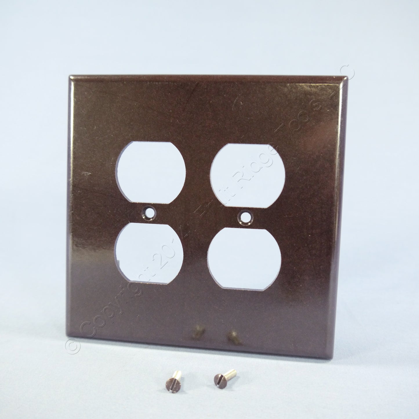 Leviton 85116 Brown 2-Gang Plastic Duplex Outlet Oversize Wallplate Cover Plate